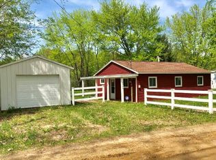 2504 Herlan Lake Rd, Hopkins, MI 49328