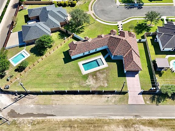 2nd image of 13601 N 41st Ln