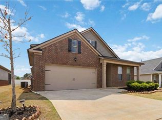 558 Carleton Pl, Locust Grove, GA 30248