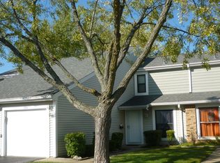 1984 Franklin Pl, Hoffman Estates, IL 60169