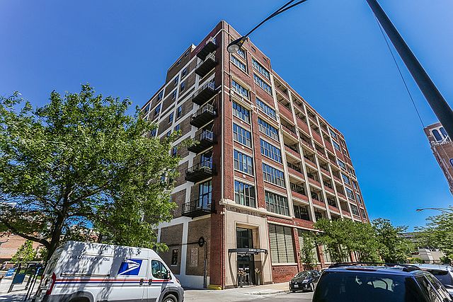 1st image of 320 E 21st St Unit 308