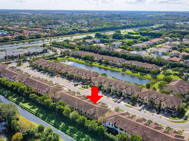 10342 Wellington Parc Dr — Photo 49