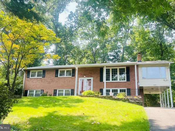 9135 Leghorn Pl, Fairfax, VA 22031