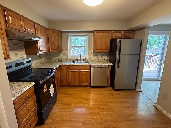 2nd image of 6586 Waning Moon Way