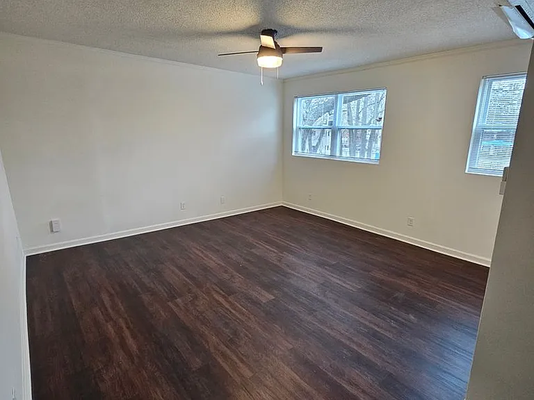 411 Parkway — Photo 1