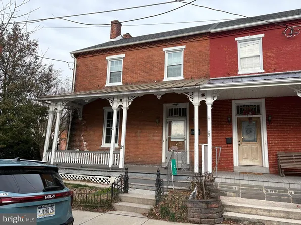 21 Gay St, Christiana, PA 17509