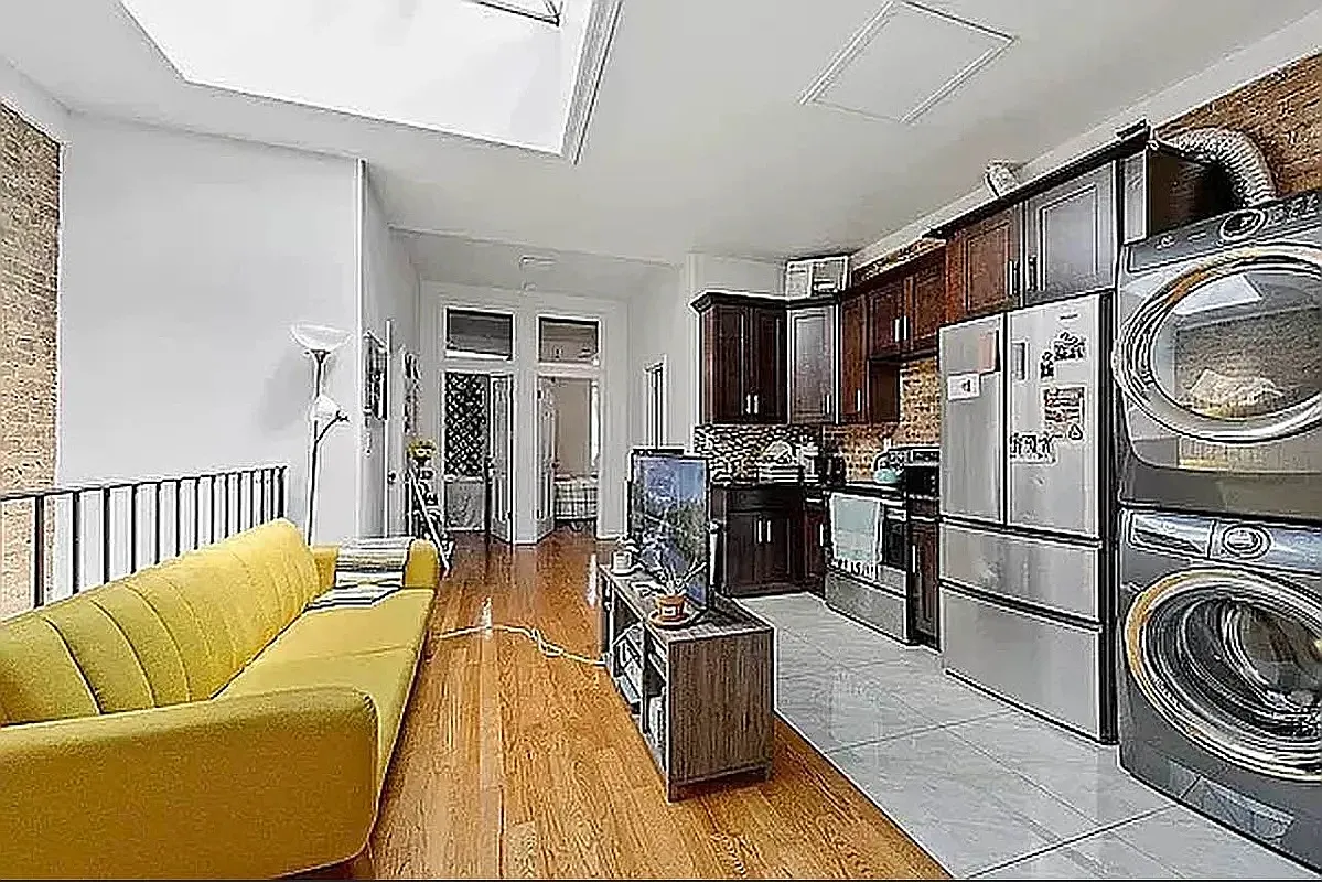 2282 Adam C Powell Boulevard — Photo 1