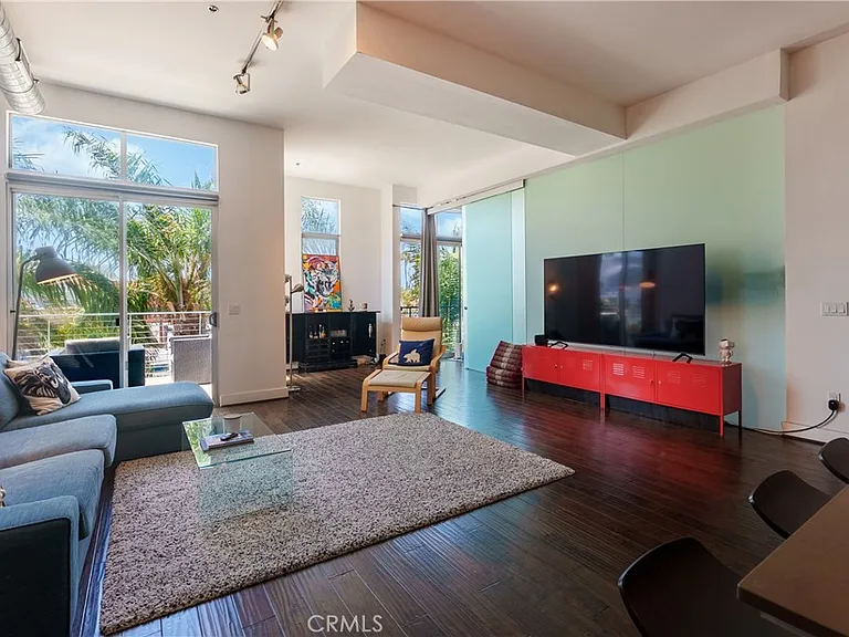 13320 Beach Ave #301 — Photo 6
