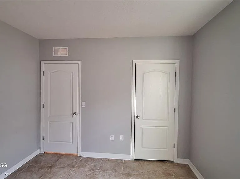 754 Chinoy Rd — Photo 2