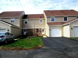 824 Ridge Ave, Elk Grove Village, IL 60007