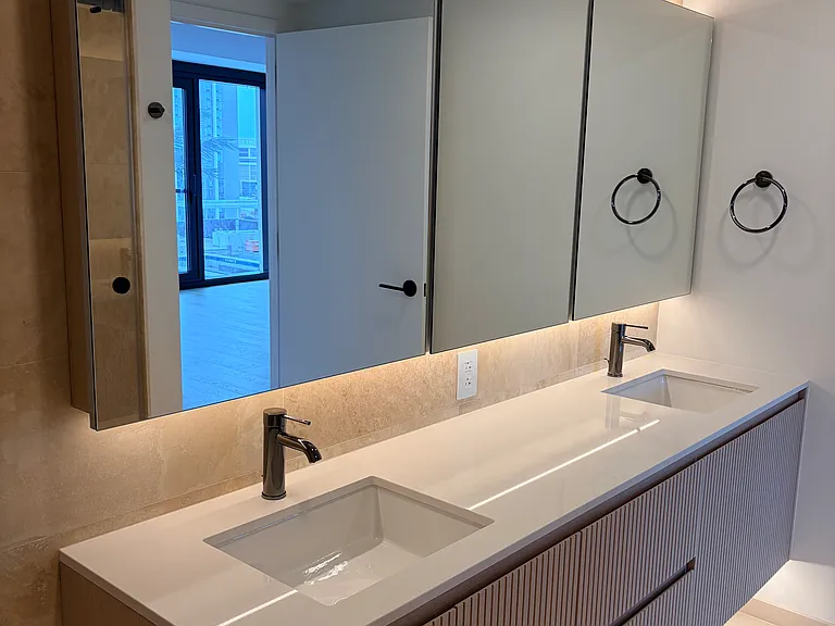 333 Ward Ave #911 — Photo 25