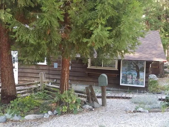 41394 Valley Falls Dr, Forest Falls, CA 92339