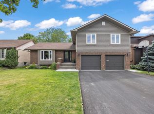 175 Country Club Dr, Kingston, ON K7M 7G8