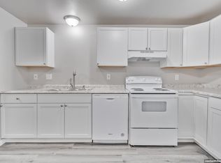 2700 Humboldt Rd #10, Green Bay, WI 54311