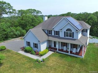 60 Newgate Rd, Oxford, CT 06478