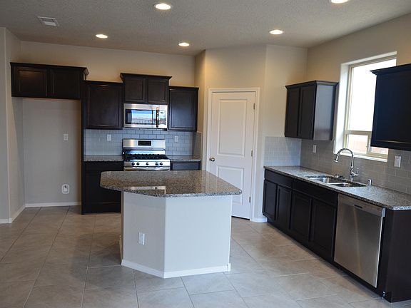 2nd image of 1659 Valle Vista Rd NW