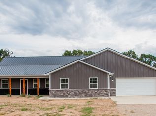 170 Country Ln, Ash Flat, AR 72513
