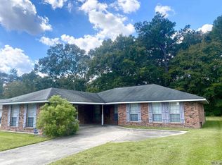 911 Willow Brook Ave, Denham Springs, LA 70726