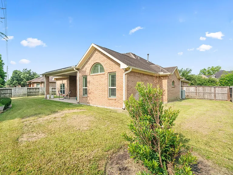 32219 Waterford Crest Ln — Photo 43