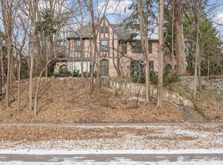 2750 Dean Pkwy, Minneapolis, MN 55416