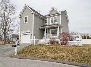 5 Tidewinds Ln, Westerly, RI 02891