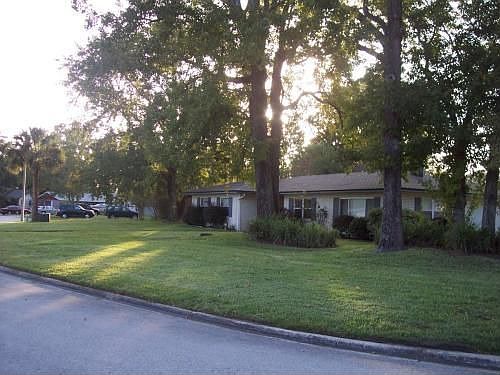 5th image of 7725 Lisa Dr E