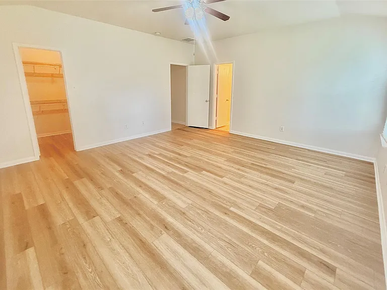 15318 Marlowe Grove Dr — Photo 23