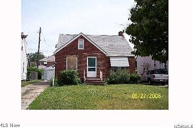 1st image of 17905 Hillgrove Ave