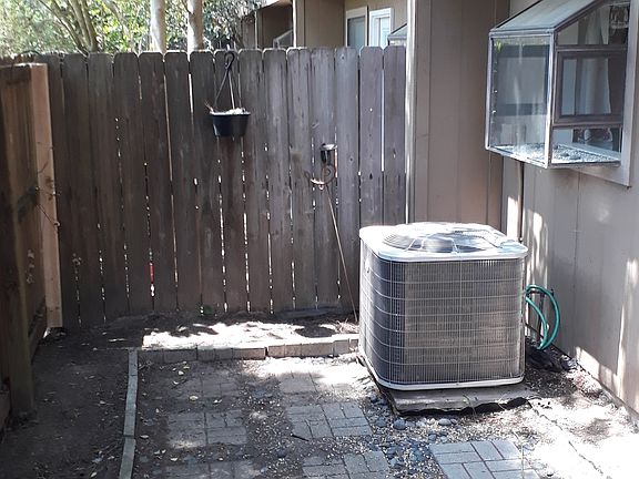 NEW AC INSTALLED 4/17/17