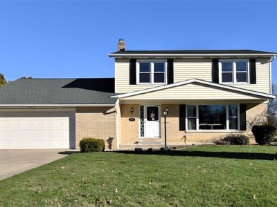 3347 Jasmine Dr, Seven Hills, OH, 44131