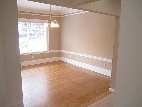 4th image of 1305 Cabrillo St