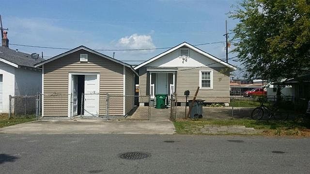 1st image of 726 Brown Ave