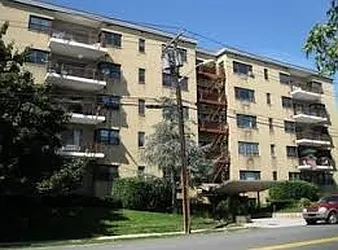 2375 Hudson Terrace, #3A