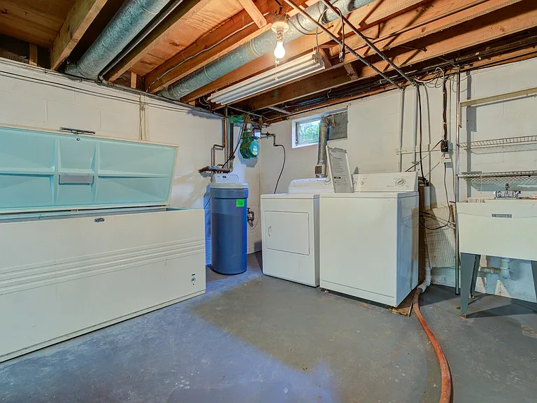 1724 Northgate Rd — Photo 10