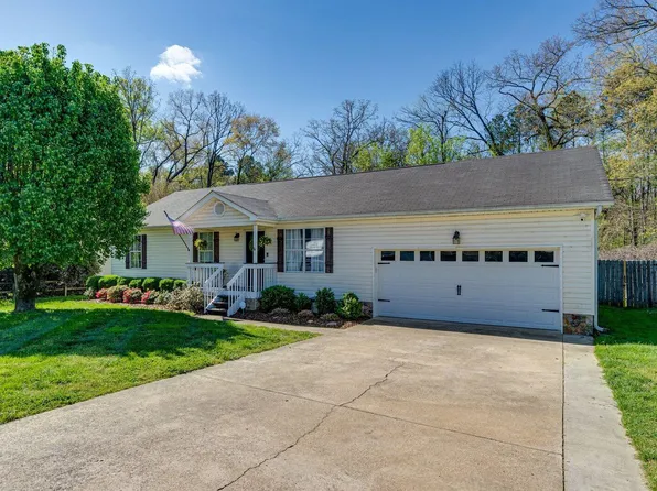 48 Council Embers Dr, Ringgold, GA 30736