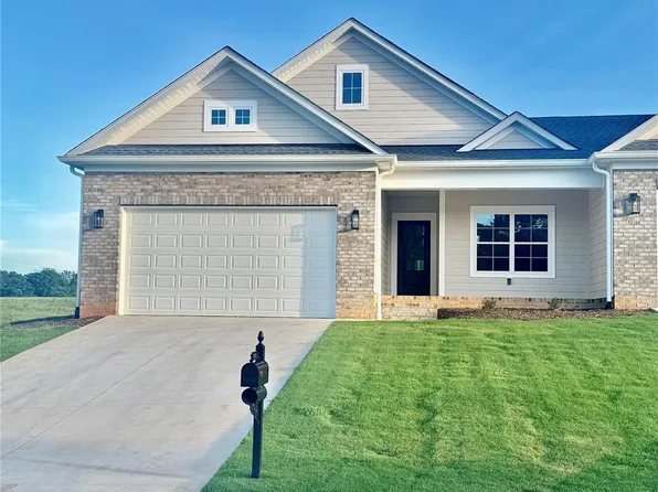 126 Deer Brook Dr #A, Shelby, NC 28150