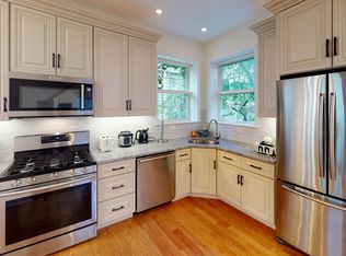 9-A Ashton Pl #1, Cambridge, MA 02138