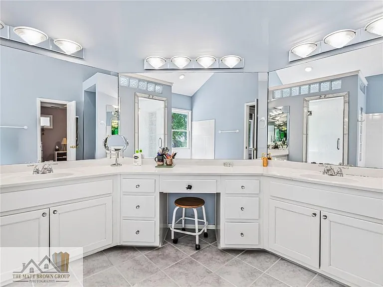 5177 Stratham Dr — Photo 14
