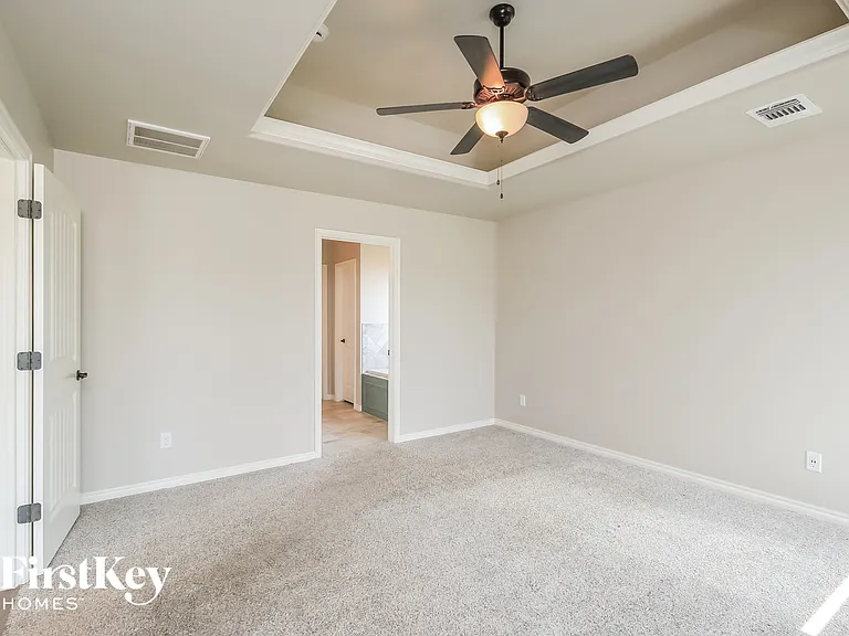 3401 Ontario Cir — Photo 8