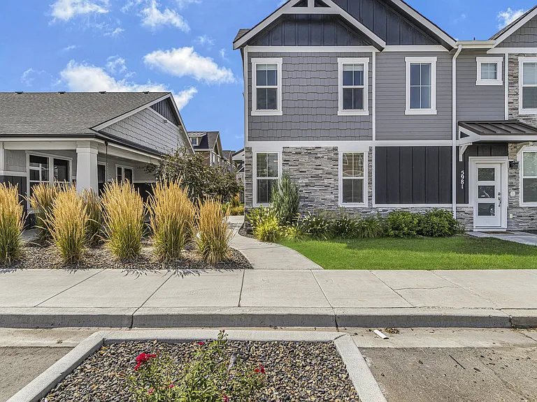 5987 S Jessenia Ln — Photo 48