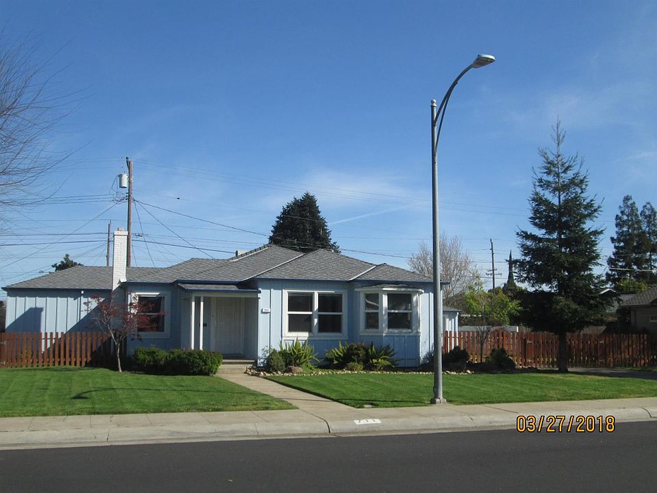 2nd image of 711 Palm Ave