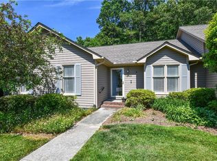 1242 Watermark Ct, High Point, NC 27265