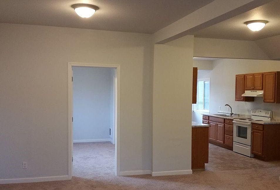 1st image of 1514 6th Ave #A