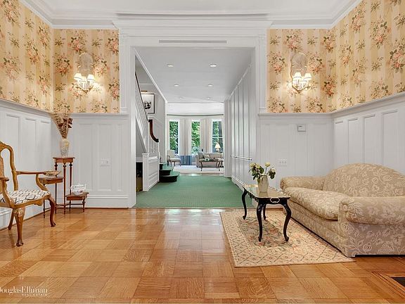 5th image of 16 W 88th St