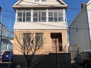 128-PT 4th St, Elizabethport, NJ 07206