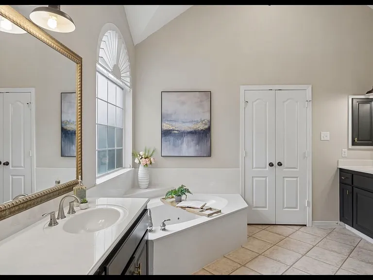 1760 Wind Hill Rd — Photo 21