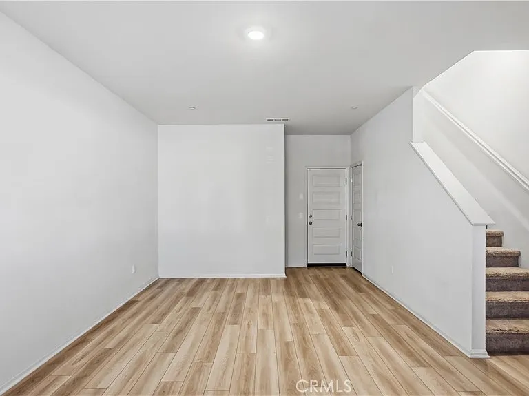 205 N Vincent Ave #117 — Photo 4