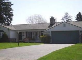 4234 Ledgestone Dr, Waterford, MI