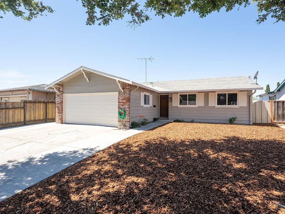 1st image of 1671 Estates Ct