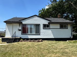 20981 Wellington Ave, Warren, MI 48089